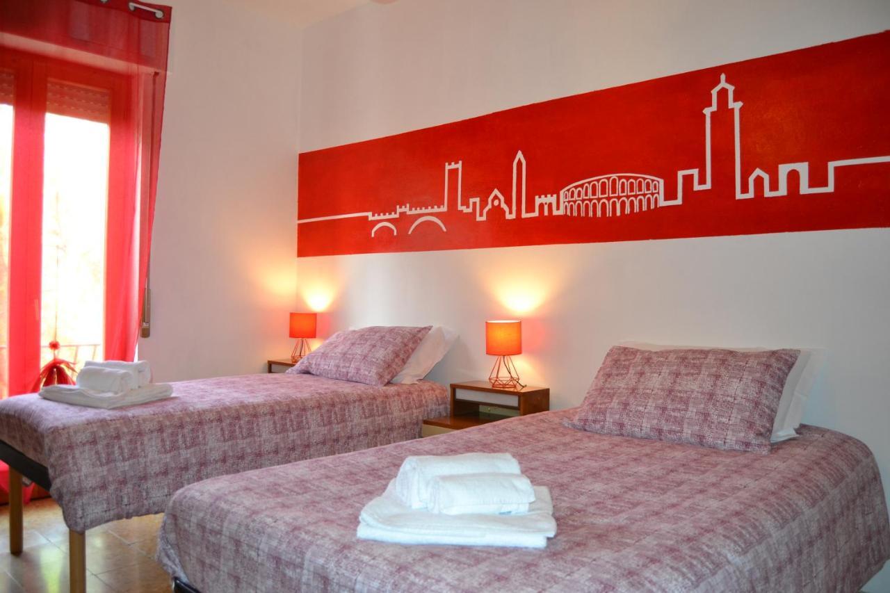 Da Fabio E Francesca - Holiday Apartment Verona Luaran gambar
