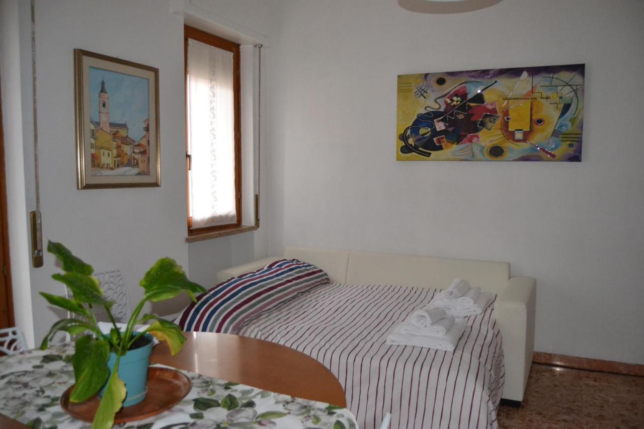 Da Fabio E Francesca - Holiday Apartment Verona Luaran gambar